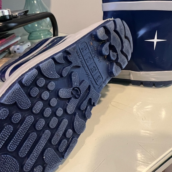 Kidorable space rain boots - Picture 2 of 4